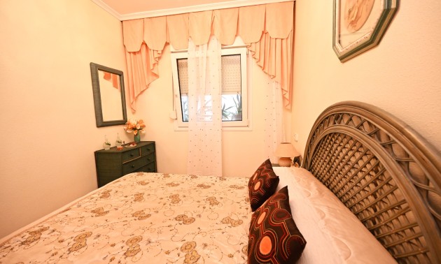 Herverkoop - Apartment - Torrevieja - La Mata