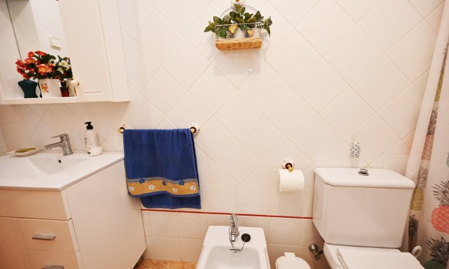 Herverkoop - Apartment - Torrevieja - La Mata
