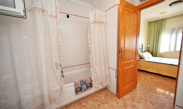 Herverkoop - Apartment - Torrevieja - La Mata