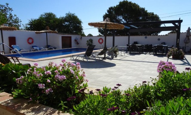 Herverkoop - Villa - Orihuela Costa - Lomas De Cabo Roig