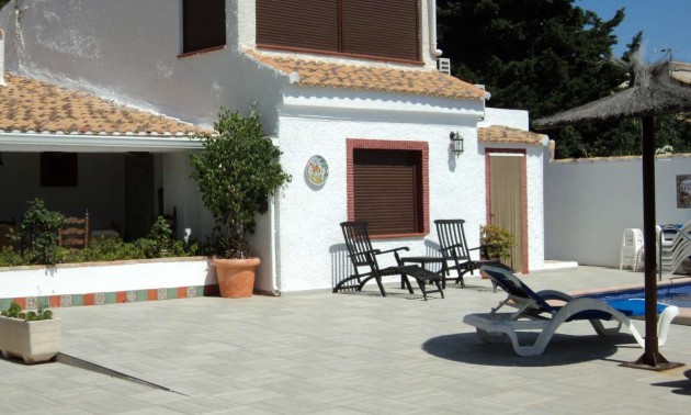 Herverkoop - Villa - Orihuela Costa - Lomas De Cabo Roig