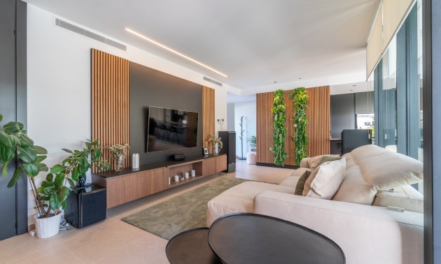 Herverkoop - Villa - Torrevieja - Los Balcones
