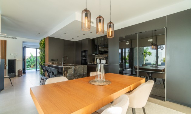 Herverkoop - Villa - Torrevieja - Los Balcones