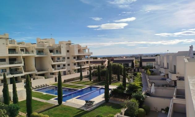 Herverkoop - Villa - Orihuela Costa - Los Dolses