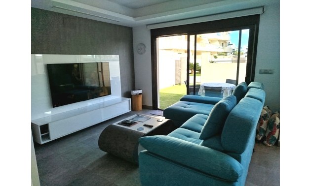 Herverkoop - Villa - Orihuela Costa - Los Dolses