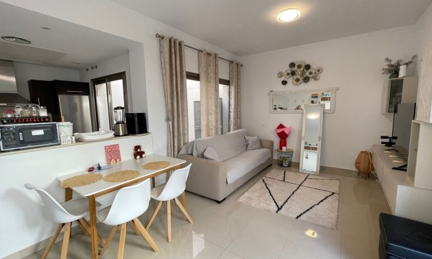 Herverkoop - Herenhuis - Torrevieja - Punta Prima