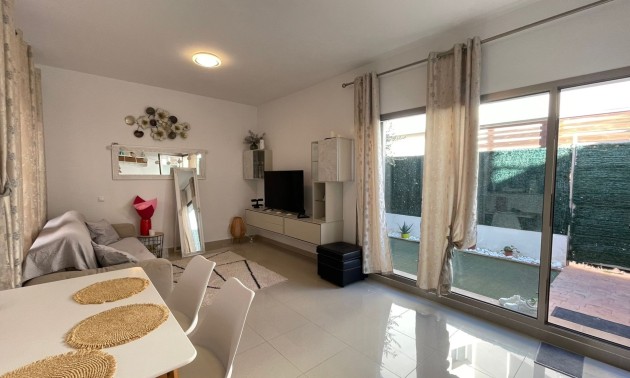 Herverkoop - Herenhuis - Torrevieja - Punta Prima