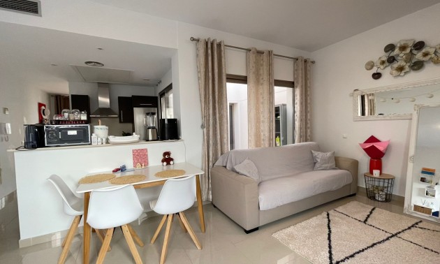 Herverkoop - Herenhuis - Torrevieja - Punta Prima
