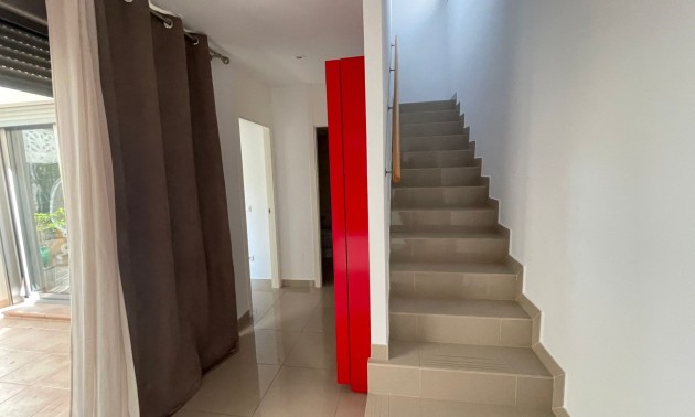 Herverkoop - Herenhuis - Torrevieja - Punta Prima