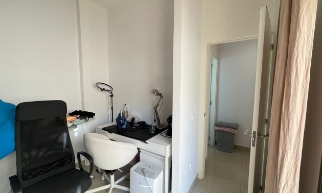 Herverkoop - Herenhuis - Torrevieja - Punta Prima