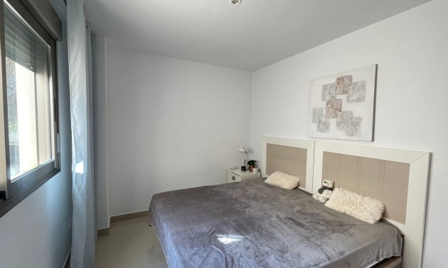 Herverkoop - Herenhuis - Torrevieja - Punta Prima