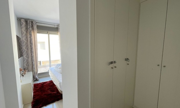 Herverkoop - Herenhuis - Torrevieja - Punta Prima