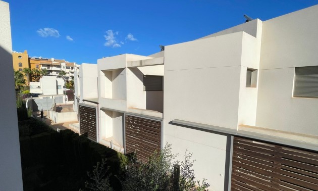 Herverkoop - Herenhuis - Torrevieja - Punta Prima