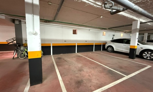 Herverkoop - Herenhuis - Torrevieja - Punta Prima