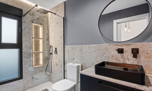 Resale - Villa - Torrevieja - El Chaparral