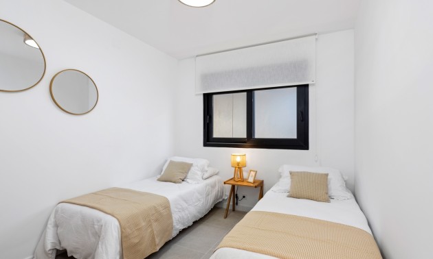 Resale - Villa - Torrevieja - El Chaparral