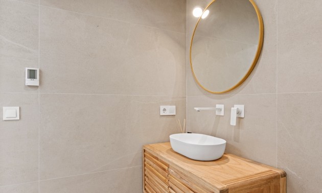 Resale - Villa - Torrevieja - El Chaparral