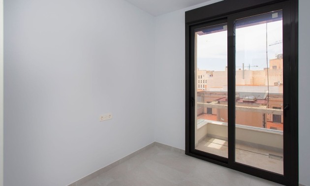 Herverkoop - Apartment - Torrevieja - Playa del Cura