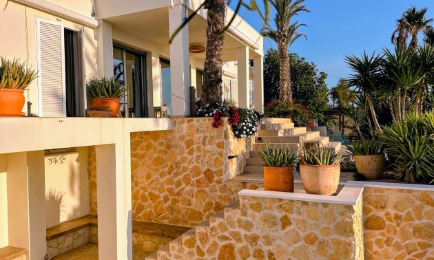 Resale - Villa - Orihuela - Torremendo