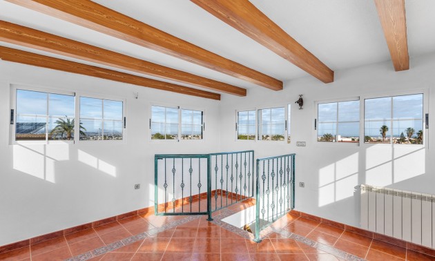 Herverkoop - Villa - Torrevieja