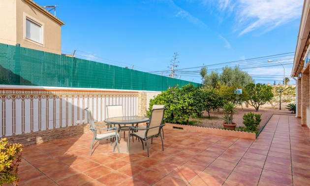 Herverkoop - Villa - Torrevieja