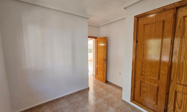 Resale - Villa - Algorfa - Montemar