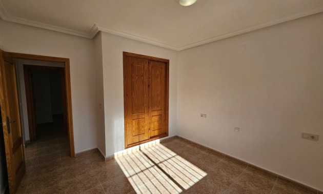 Resale - Villa - Algorfa - Montemar