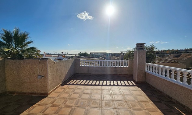 Resale - Villa - Algorfa - Montemar