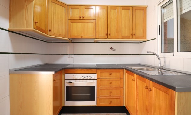 Resale - Villa - Algorfa - Montemar