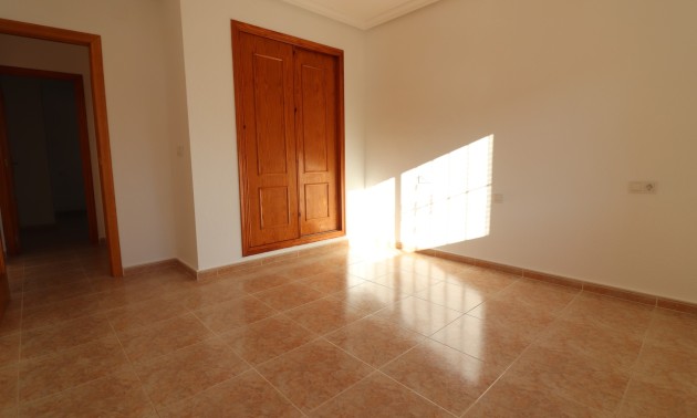 Resale - Villa - Algorfa - Montemar