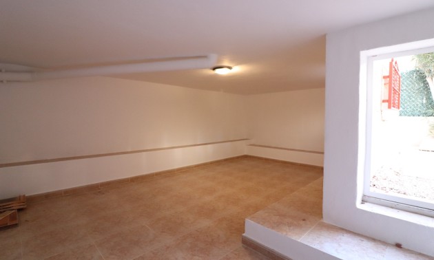 Resale - Villa - Algorfa - Montemar