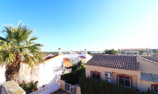 Resale - Villa - Algorfa - Montemar
