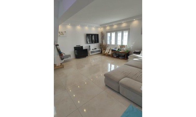 Herverkoop - Villa - Orihuela Costa - La Zenia