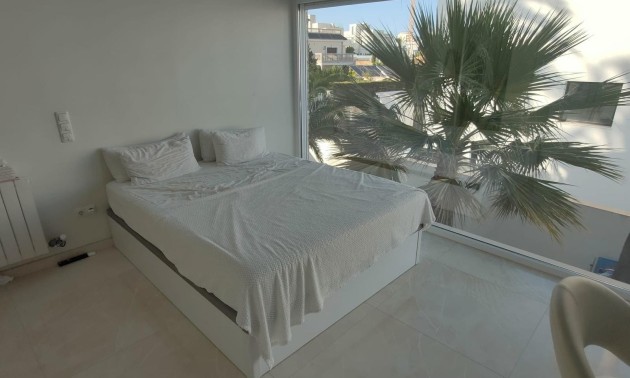 Herverkoop - Villa - Orihuela Costa - La Zenia