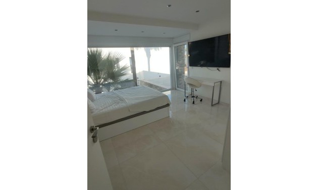 Herverkoop - Villa - Orihuela Costa - La Zenia