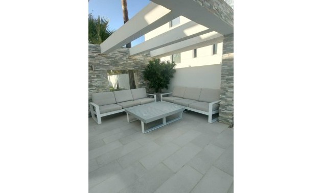 Herverkoop - Villa - Orihuela Costa - La Zenia