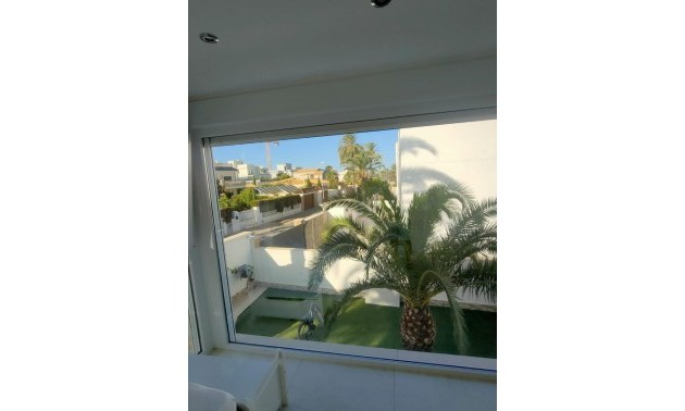 Herverkoop - Villa - Orihuela Costa - La Zenia