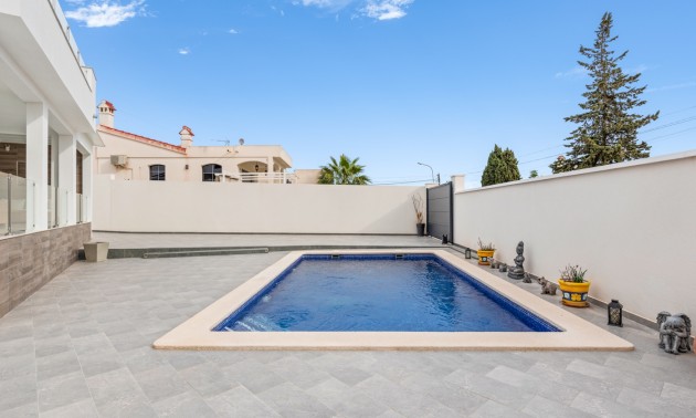 Herverkoop - Villa - Ciudad Quesada