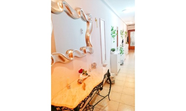 Herverkoop - Apartment - Torrevieja - Playa del Cura