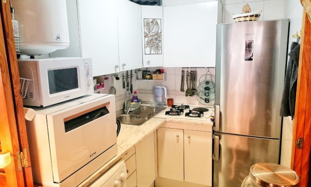 Herverkoop - Apartment - Torrevieja - Playa del Cura