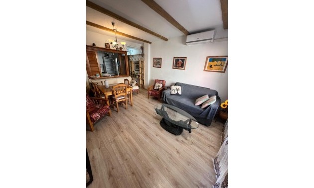 Herverkoop - Apartment - Torrevieja - Playa del Cura