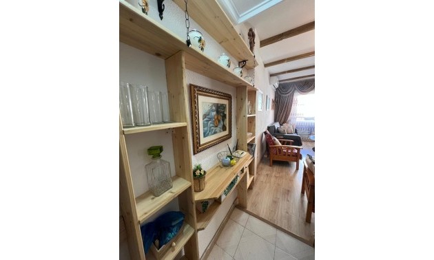 Herverkoop - Apartment - Torrevieja - Playa del Cura