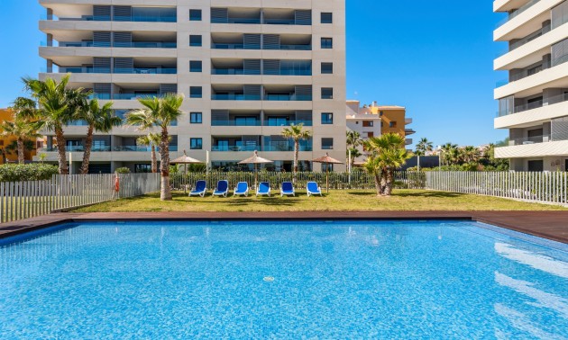 Herverkoop - Apartment - Orihuela Costa - Punta Prima