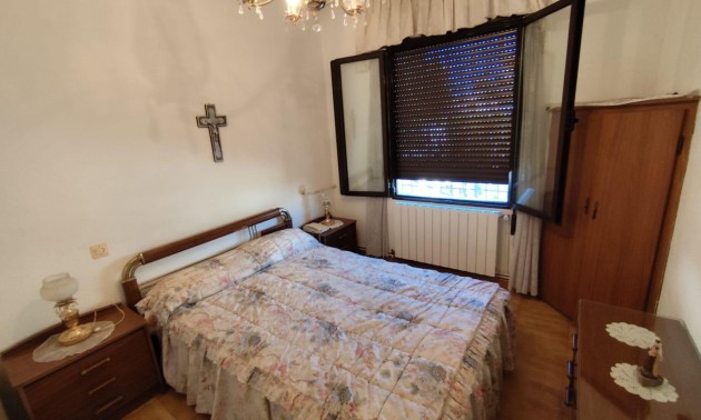 Herverkoop - Villa - Torrevieja - Center