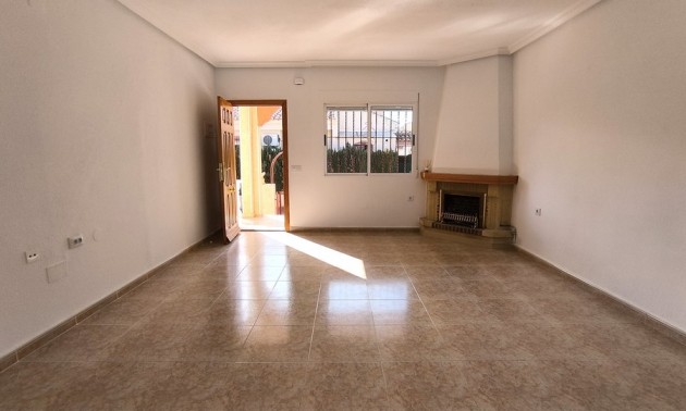 Resale - Villa - Algorfa - Montemar