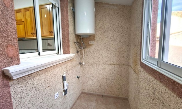 Resale - Villa - Algorfa - Montemar