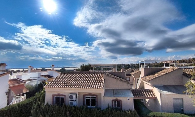 Resale - Villa - Algorfa - Montemar