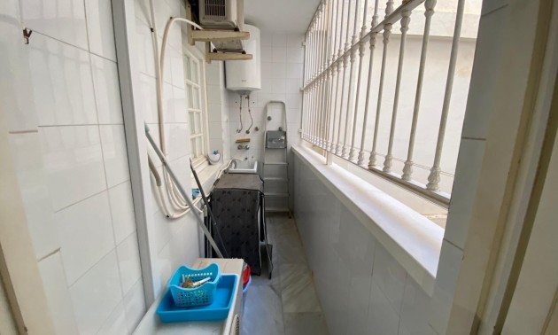 Herverkoop - Apartment - Torrevieja - Playa Los Locos