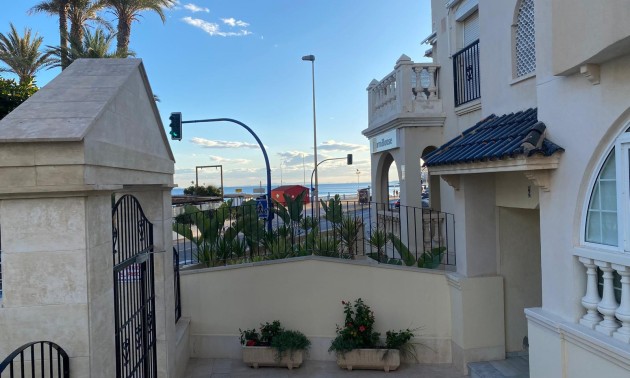 Herverkoop - Apartment - Torrevieja - Playa Los Locos