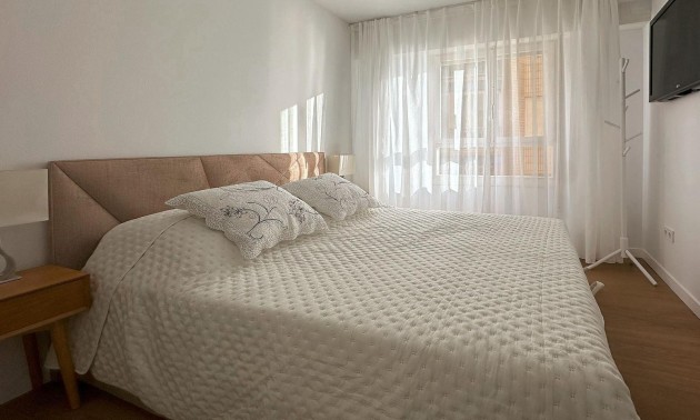 Herverkoop - Apartment - Torrevieja - Playa del Cura